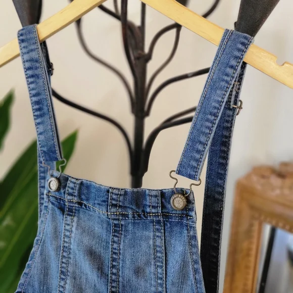 HOT KISS 💋 AVA Short Overalls 😍 - Picture 7 of 15